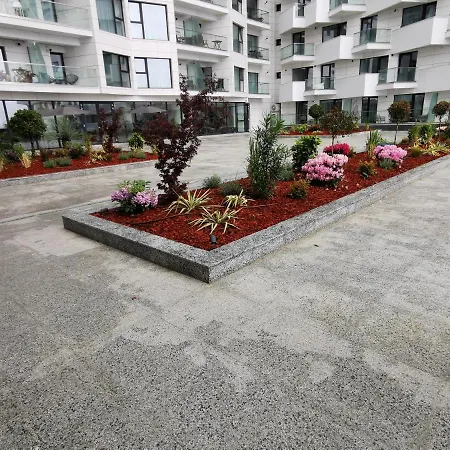 アパート Alee Infinity Pool & *