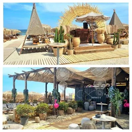 Alee Infinity Pool & Apartmán Năvodari