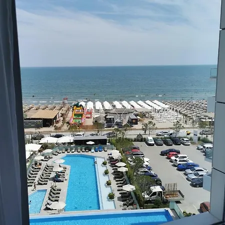 Apartmán Alee Infinity Pool & Năvodari