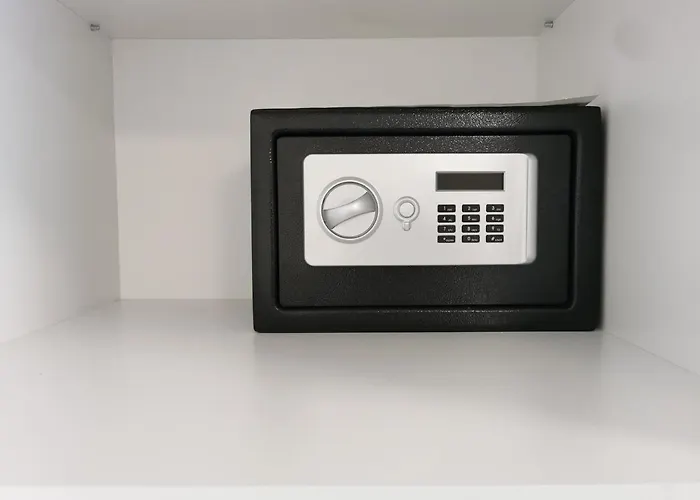 アパート Alee Infinity Pool & ナボダリ