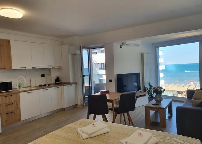 Alee Infinity Pool & アパート