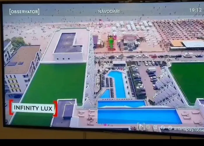 Alee Infinity Pool & アパート *